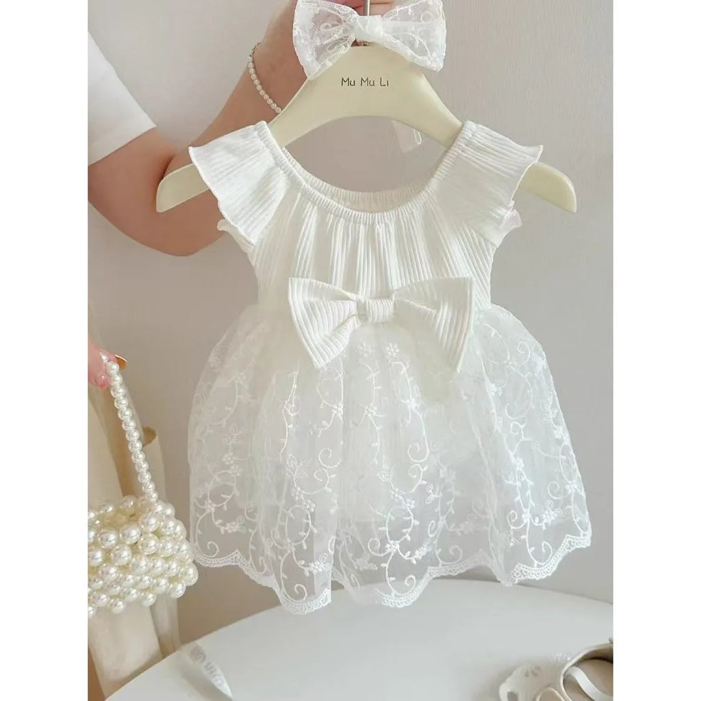 White lace baby dress with pleated skirt and butterfly flower design, suitable for 59-90cm height