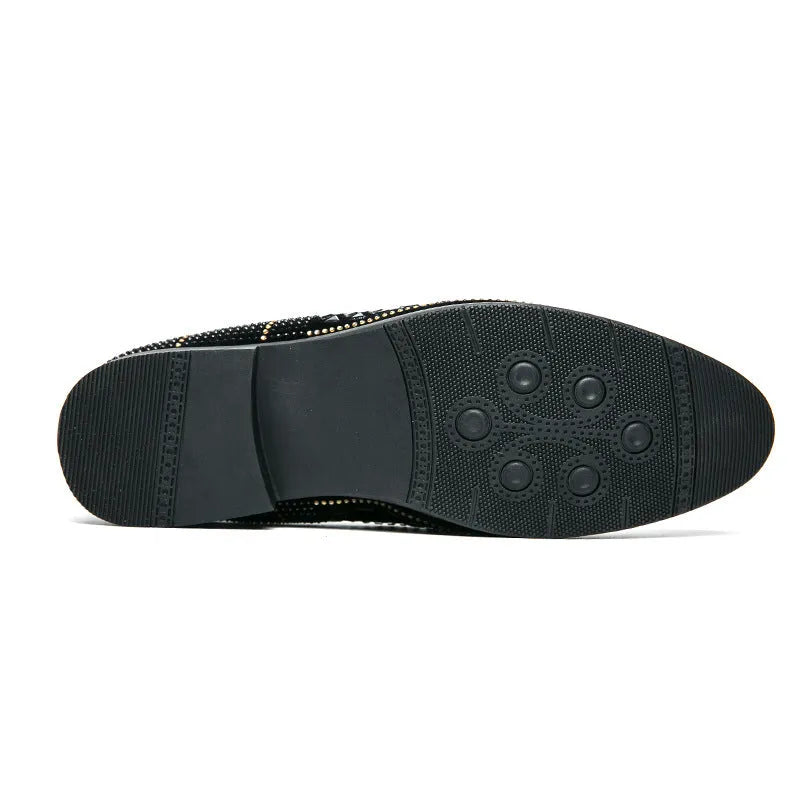 Men's black business casual PU leather shoes with round toe and sewing thread detail