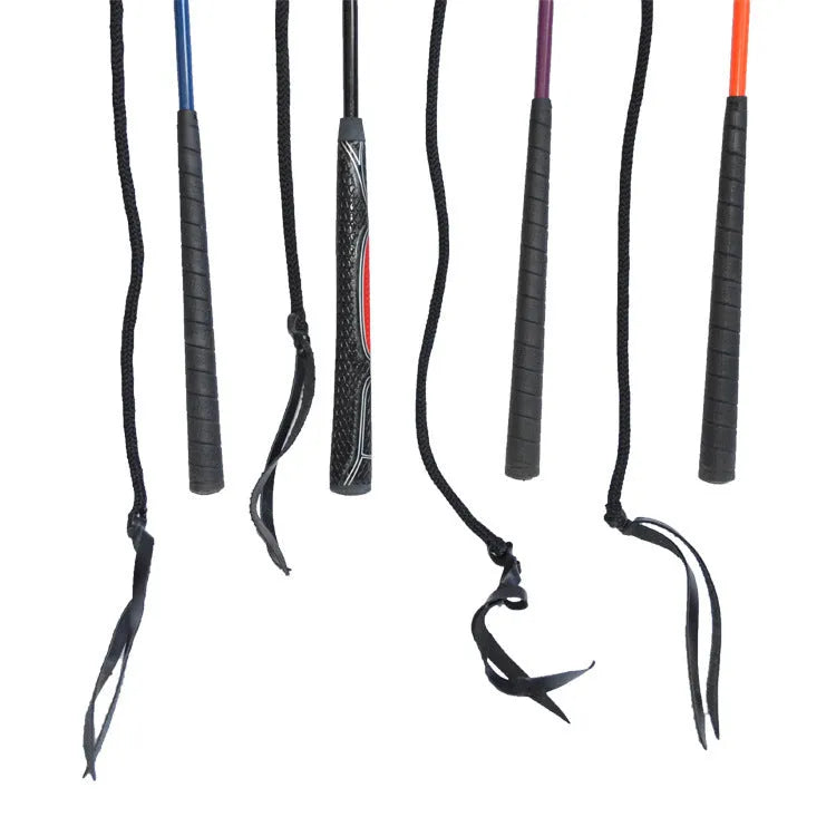 Nylon fibre equestrian training whip with 160cm length and fibre glass core