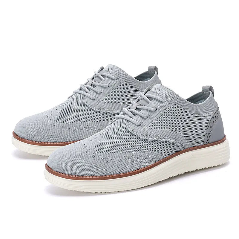 Men's casual hiking shoes with mesh upper and rubber sole in multiple colours