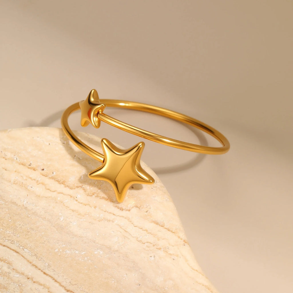 18K gold-plated stainless steel heart-shaped bracelet with opening design, non-fading finish, women's fashion accessory