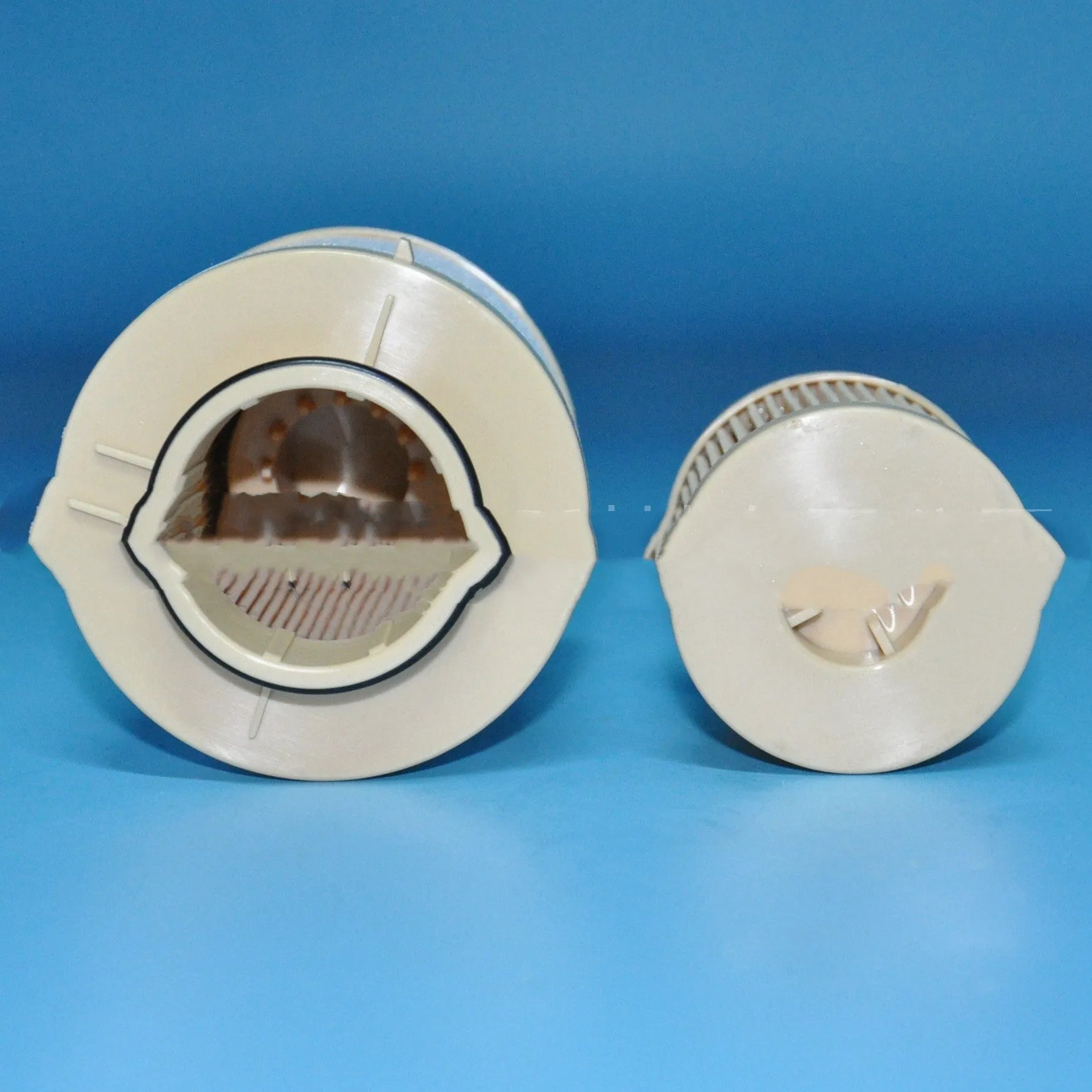 FD4616 diesel fuel filter for Ford trucks with dimensions 106mm height and 84mm diameter.