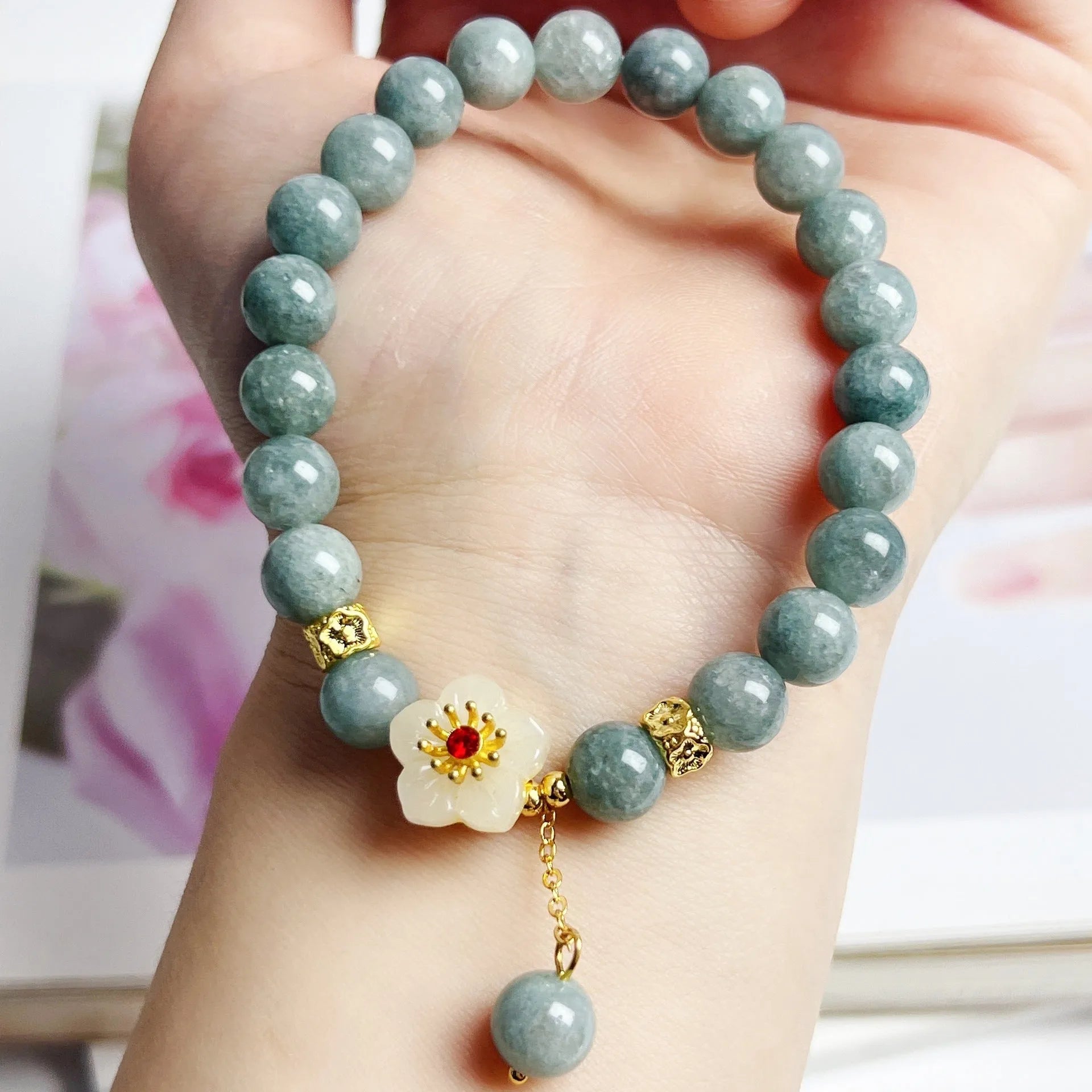 Women's adjustable jade bracelet with rope closure in retro style