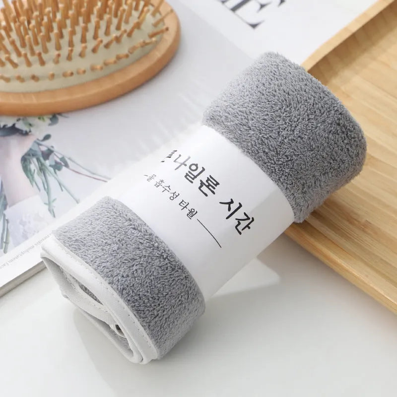 Thickened high-density coral fleece face towel in beige, 30x60cm, with edging finish