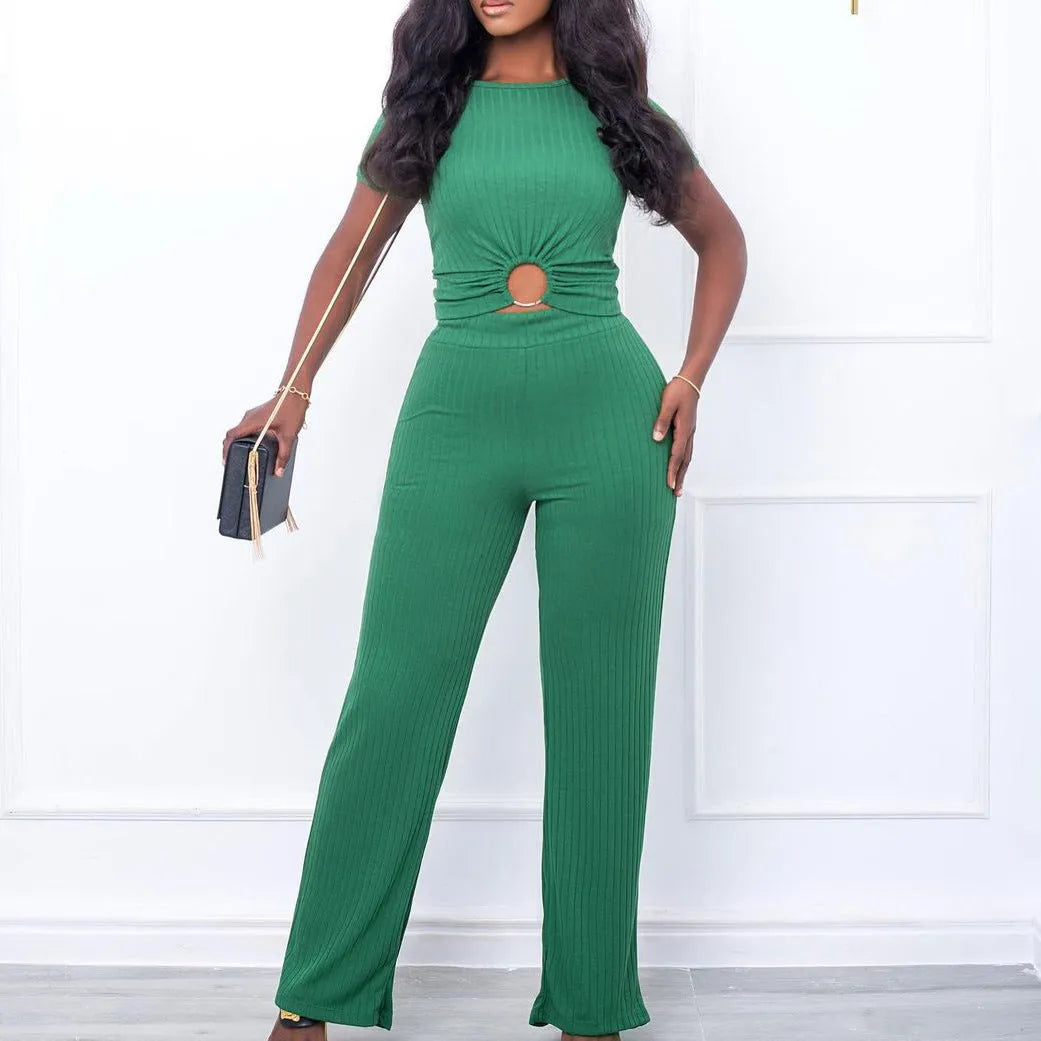 Women's solid colour polyester casual suit with three-quarter sleeve top and trousers, black colour option