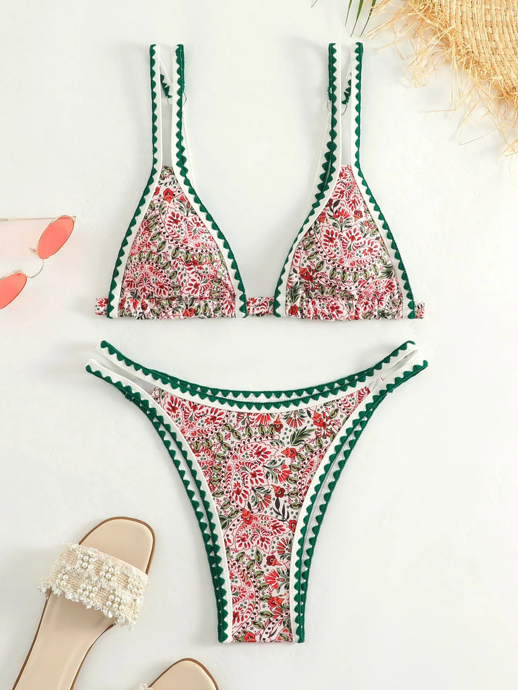 Women's printed split bikini swimsuit with floral pattern in polyester fabric for swimming sports