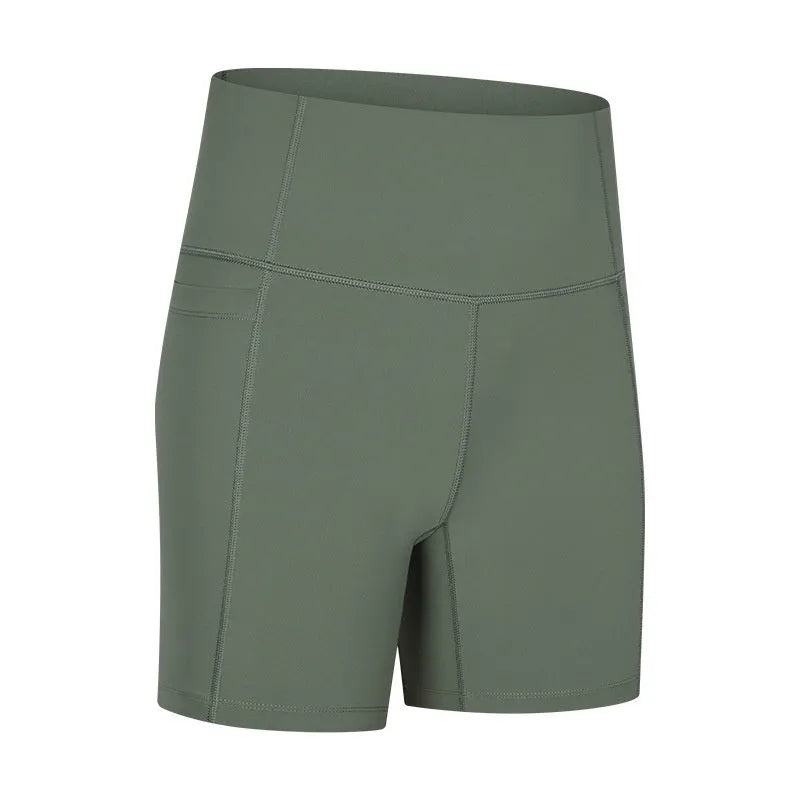 Women's solid colour sports shorts with super stretch fabric in fifth pants length
