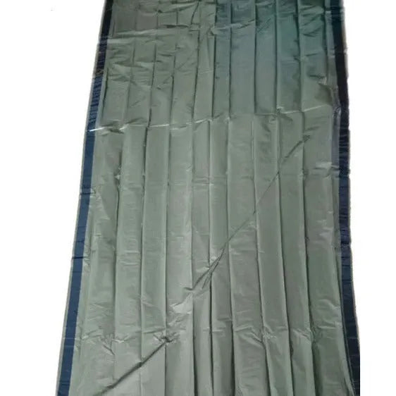 Aluminium film emergency sleeping bag in orange or green, 93x210cm, with drawstring bag and whistle.