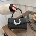 Retro women's hard clamshell crossbody bag in PU, horizontal square shape 19x11.5x6.5cm with sewing thread detail