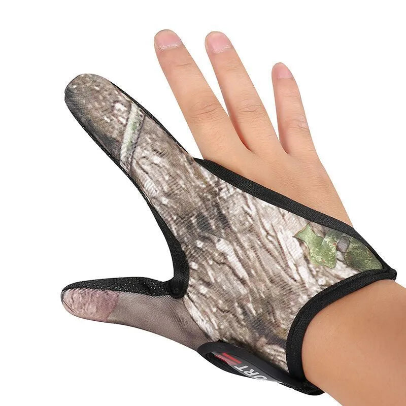 A single two-finger fishing glove in camouflage colour, showing the diving cloth back and microfiber palm material.