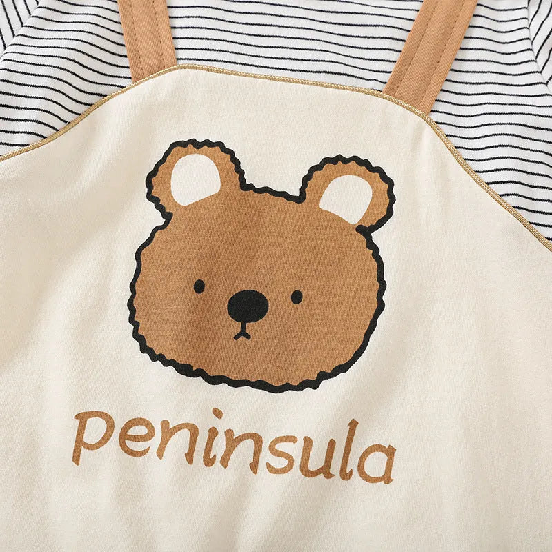Cartoon bear print baby short sleeve cotton romper suit for summer.