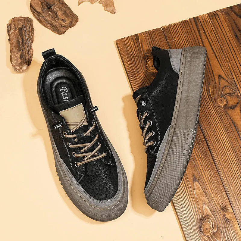 Men's round toe leather shoes in black colour with front lace-up closure and low heel design