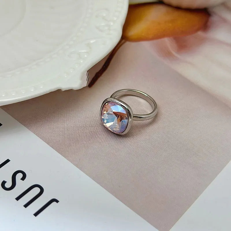 Square rhinestone open index finger ring for women, adjustable size, gold copper finish, geometric shape