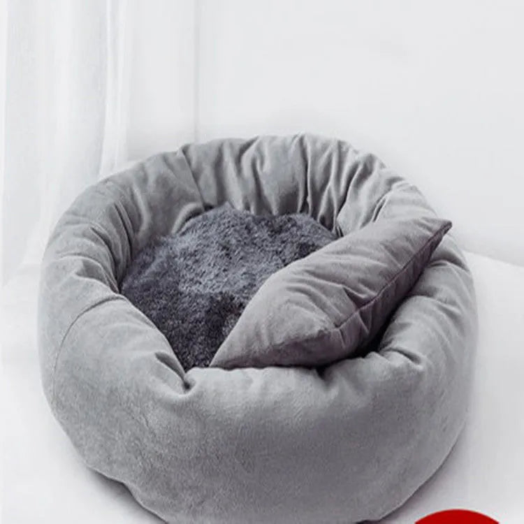 Winter warm PP cotton filled dog pet bed in light grey showing circular shape and soft texture with optional pillow