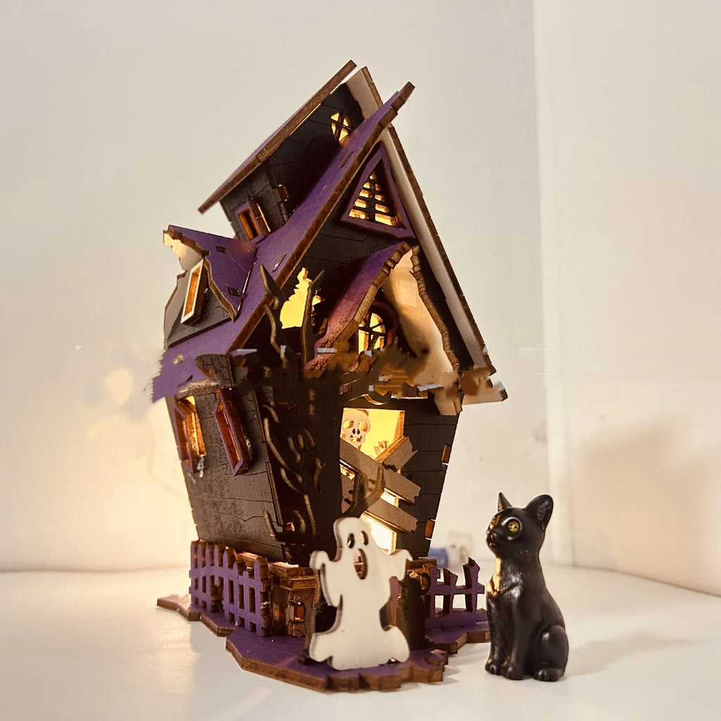 Wooden DIY haunted house Halloween table decoration measuring 14cm wide by 19cm tall