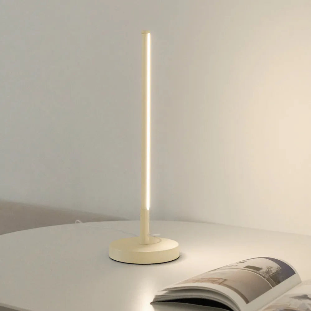 Nordic LED table lamp in minimalist style, 47cm height, available in beige, black, bright chrome, white