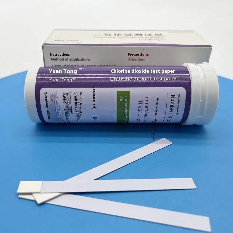 Bottle of 50 chlorine dioxide concentration test paper strips for water detection