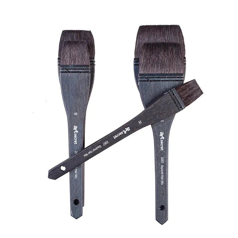 Professional grey squirrel hair makeup brush with a wooden handle, shown in multiple sizes.