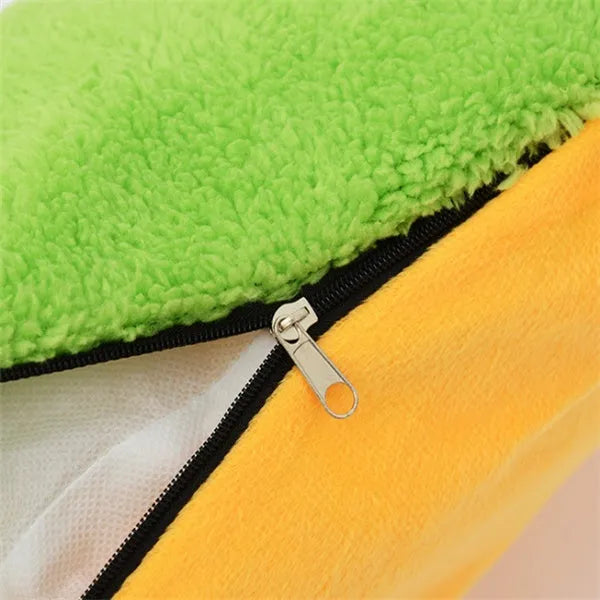 Hot dog shape pet kennel with PP cotton cushion, short plush fabric, non-slip bottom, sizes S and L