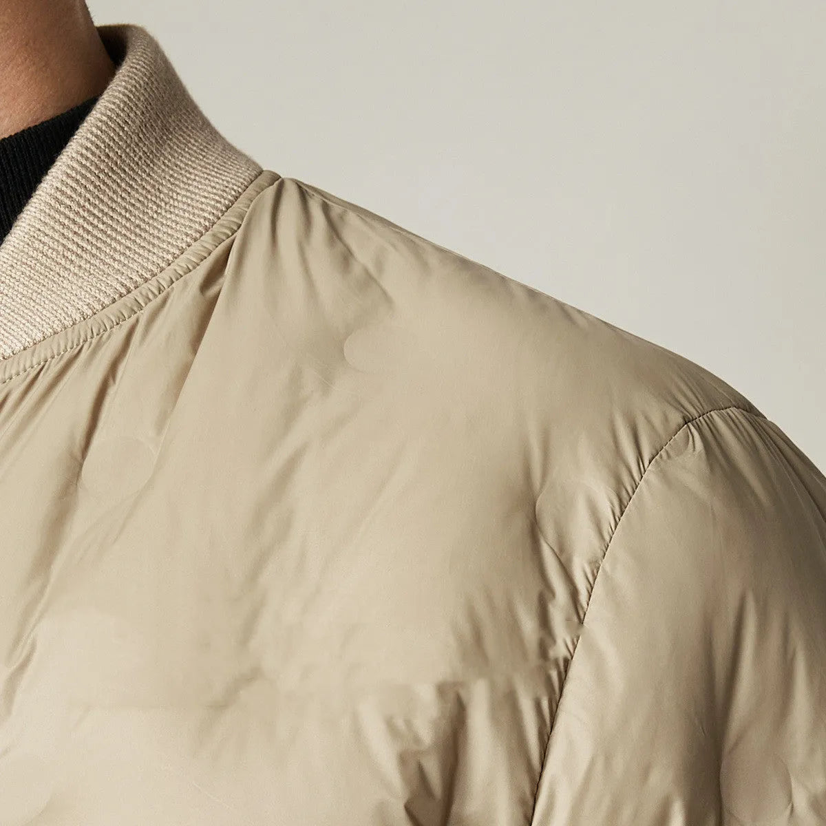 Men's gray duck down winter jacket with stand-up collar and zipper placket, sizes M-3XL