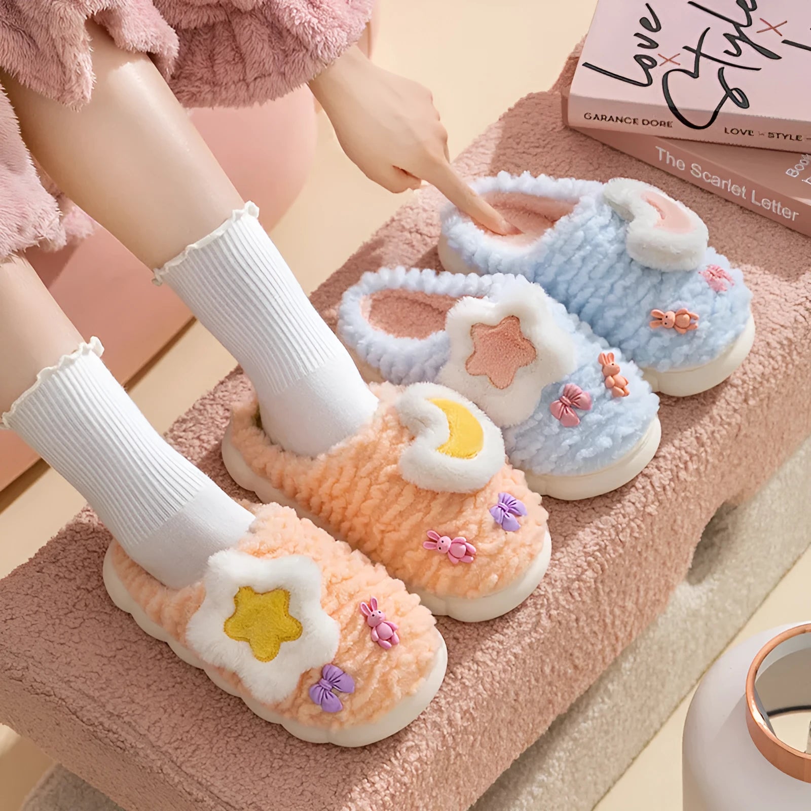 Women's light blue fleece-lined cotton slippers with cartoon animal pattern and toe holder design