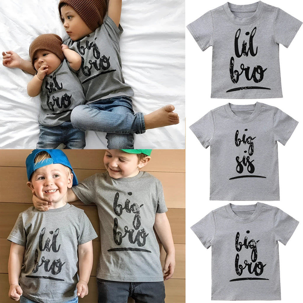 Grey children's cotton t-shirt with sibling print, shown in Asian children's sizes.