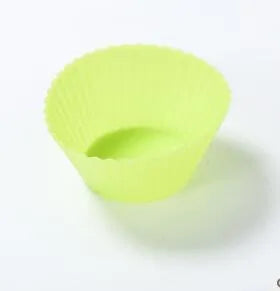 12 reusable silicone cupcake liners in 6 colours, with two nonstick baking cups of each colour.
