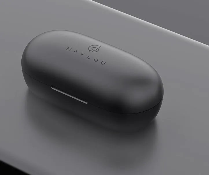 Wireless Bluetooth 5.0 binaural stereo in-ear motion waterproof earbuds in black and white