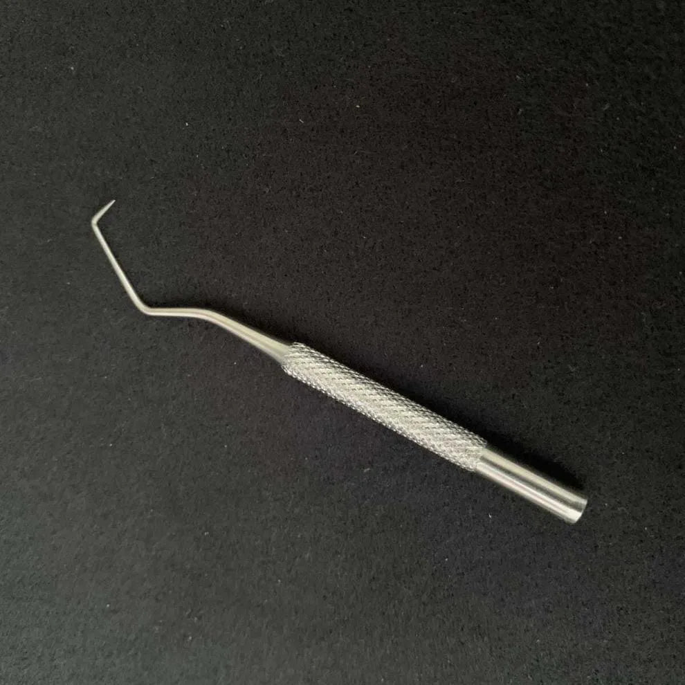 304 stainless steel toothpick set with 3 short and 3 long metal toothpicks plus 7 dental floss sticks in a cylinder