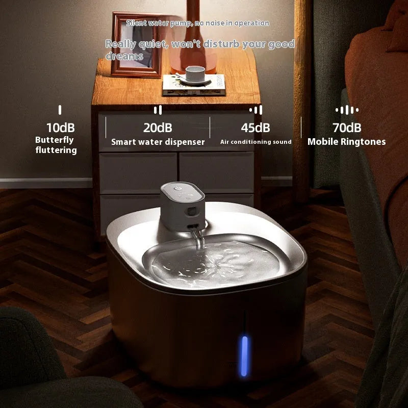 Stainless steel rechargeable automatic pet water dispenser with 4 litre capacity for cats and dogs