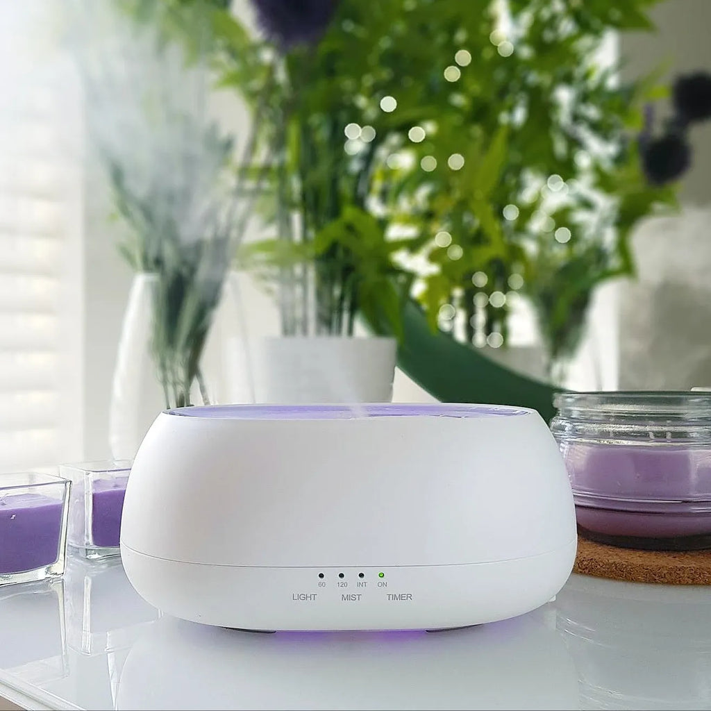 HOMEFISH 500ml white ultrasonic aroma diffuser with remote control and colourful LED light on a table