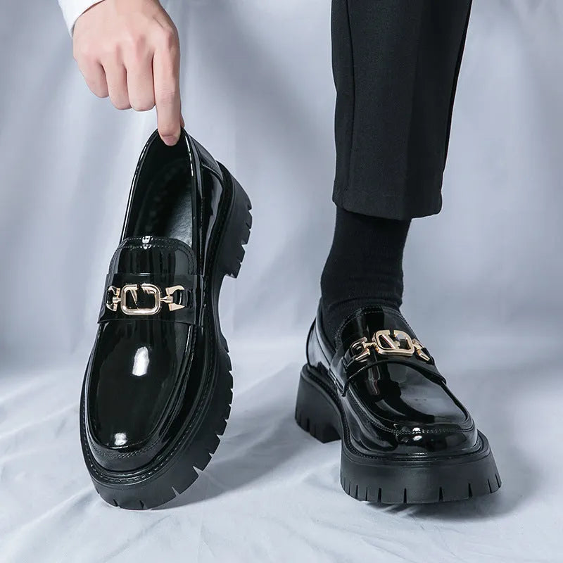 Men's glossy black loafers with hidden platform heel in PU leather for summer wear