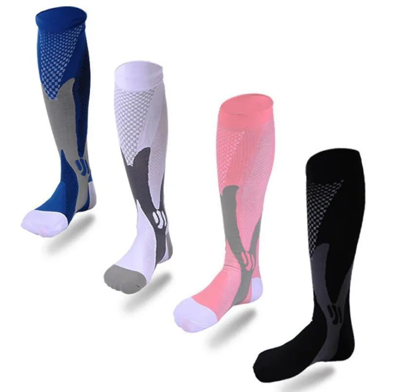Graduated compression socks for men and women in athletic fit for running and travel