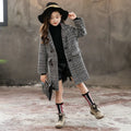 Grey houndstooth plaid winter coat for girls with suit collar and long sleeves.