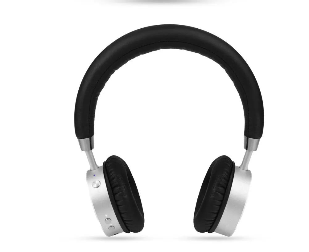 Wireless Bluetooth headset over-ear with 40mm driver, 290mAh battery, 10m range, includes USB and headphone cables
