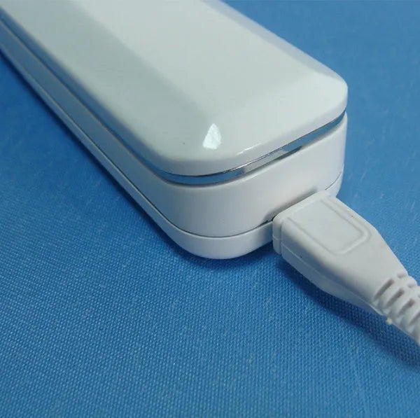 UV disinfection stick with plastic housing, L125xW35xH25mm, and induction switch