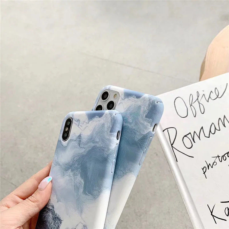 Blue wave pattern polycarbonate hard case for iPhone, back cover view