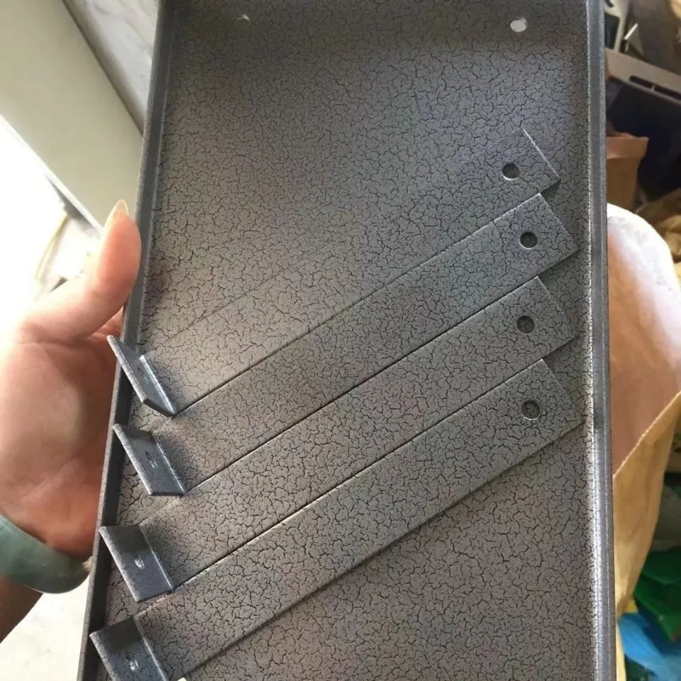 Black iron flip chip bracket for mounting a portable electric planer, showing its 285mm length.