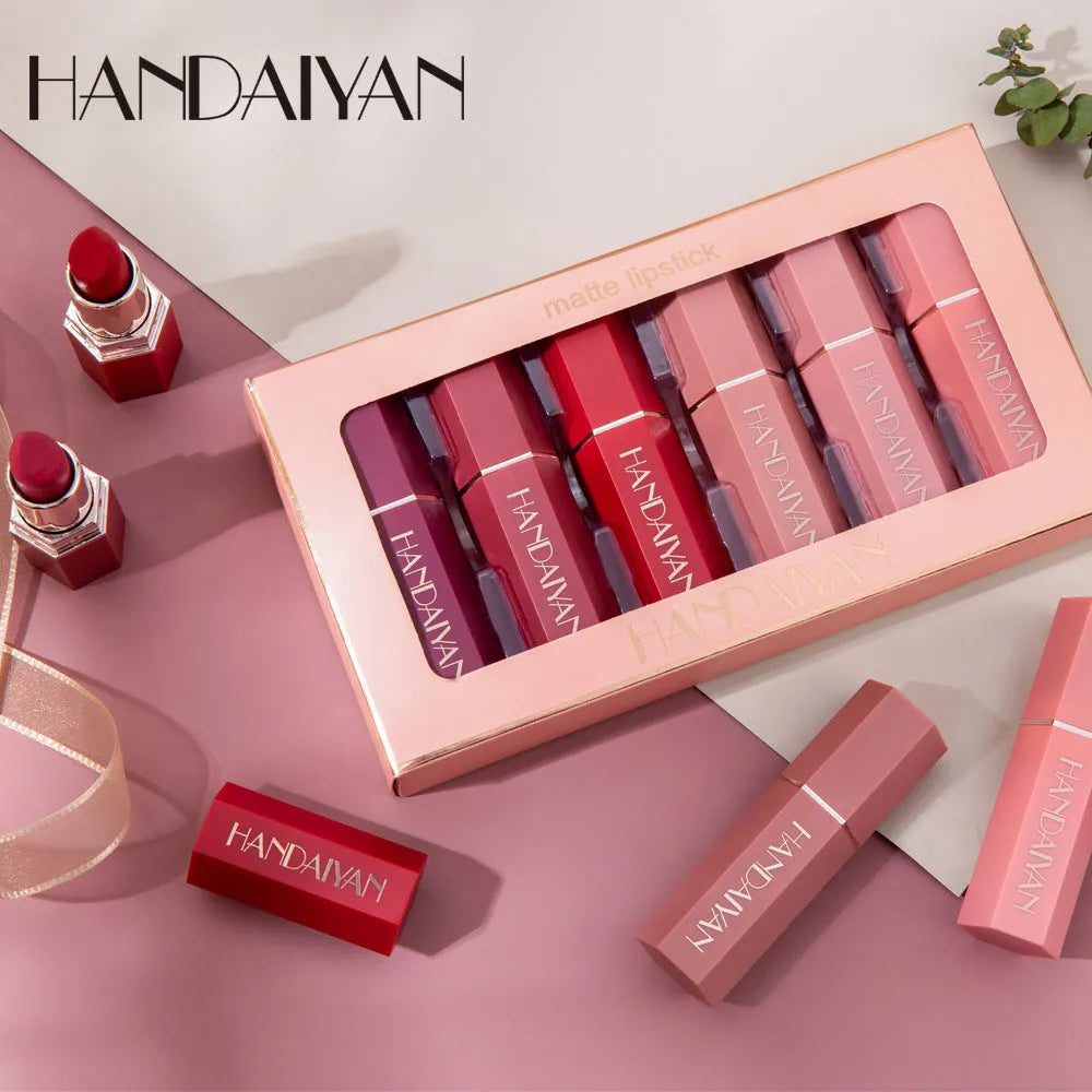 Matte lipstick gift box set with 6 non-stick cup lipsticks in gift box packaging