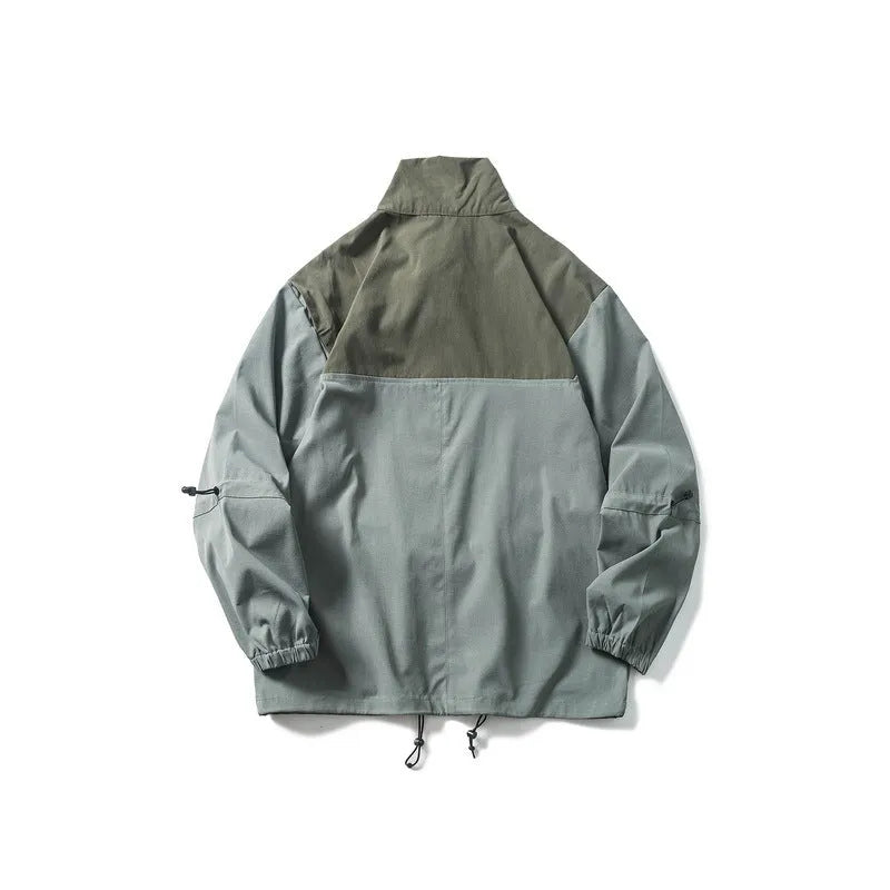 Men's loose cotton cargo jacket in black or army green with contrasting colours, straight hem and 3D paste bag pockets
