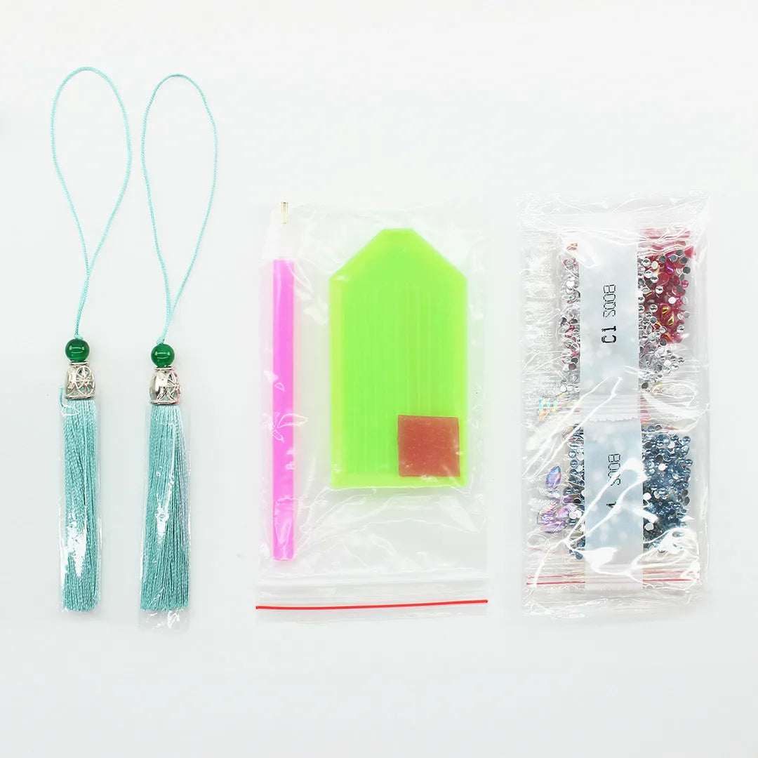 5D diamond painting DIY bookmark with pendant on PU material measuring 6x21cm