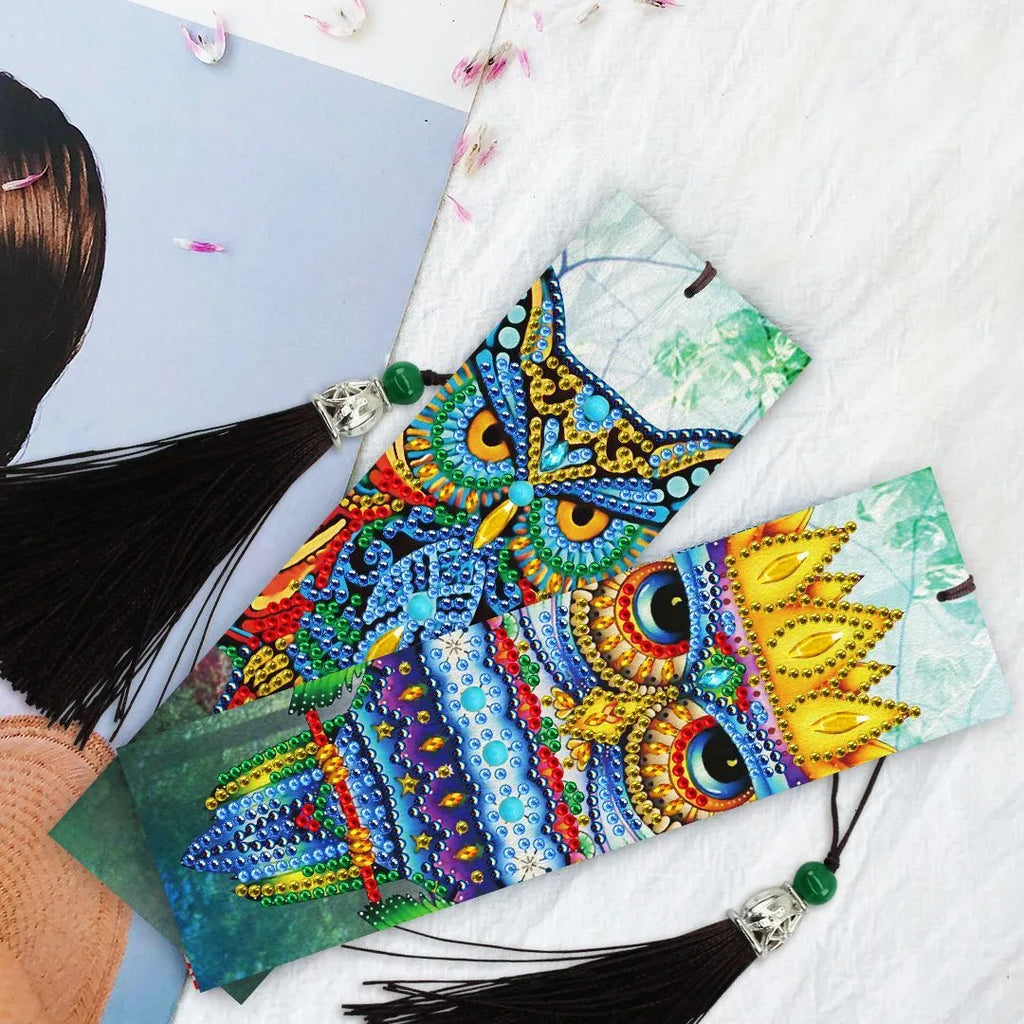 5D diamond painting DIY bookmark with pendant on PU material measuring 6x21cm
