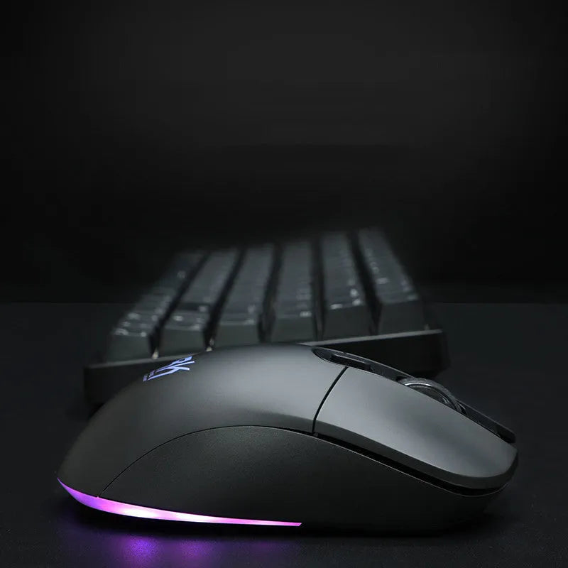 RK526 wireless mechanical keyboard and mouse set with USB transmitter and charging cable.