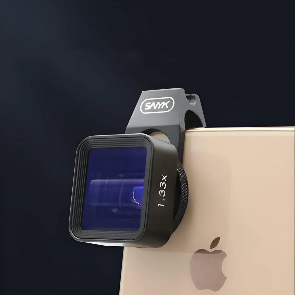 Black SANYK 1.33x anamorphic widescreen lens for mobile phones with 17mm thread.