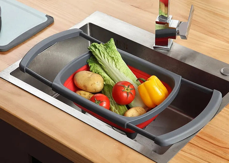 Creative foldable water basin in blue plastic with leaking function for drainage