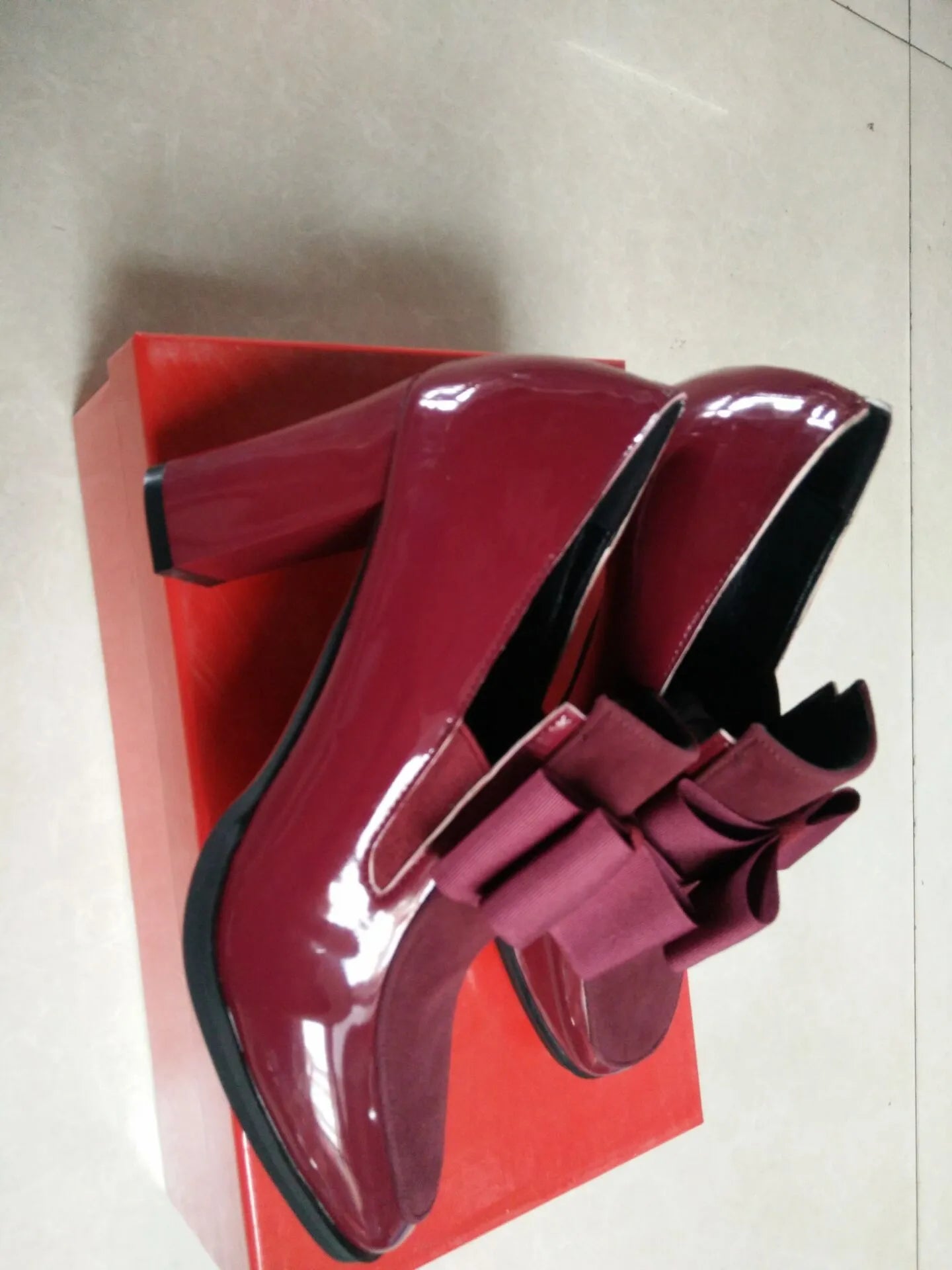 Women's thick heel high heels with patent leather upper and square toe in black and wine red colours
