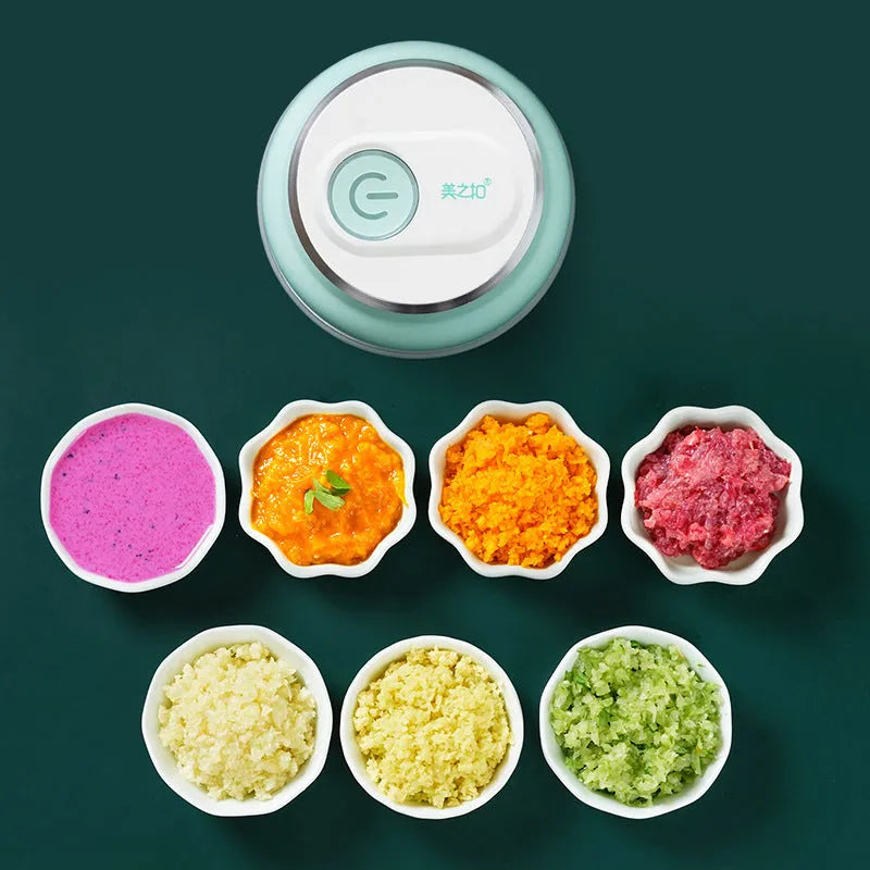 Mini USB electric food chopper with stainless steel blade and transparent cup