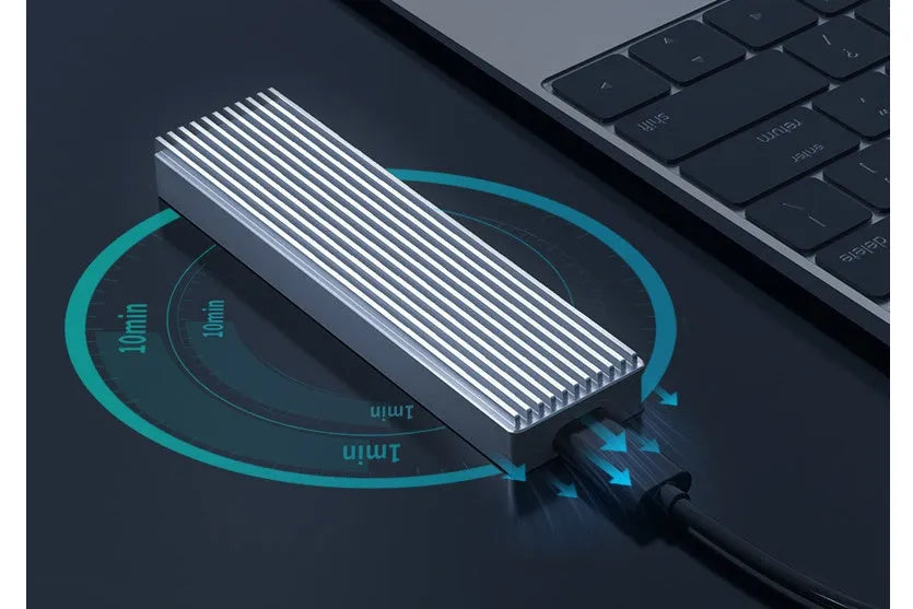 M.2 NVMe external hard disk case aluminium alloy silver with USB Type-C cable