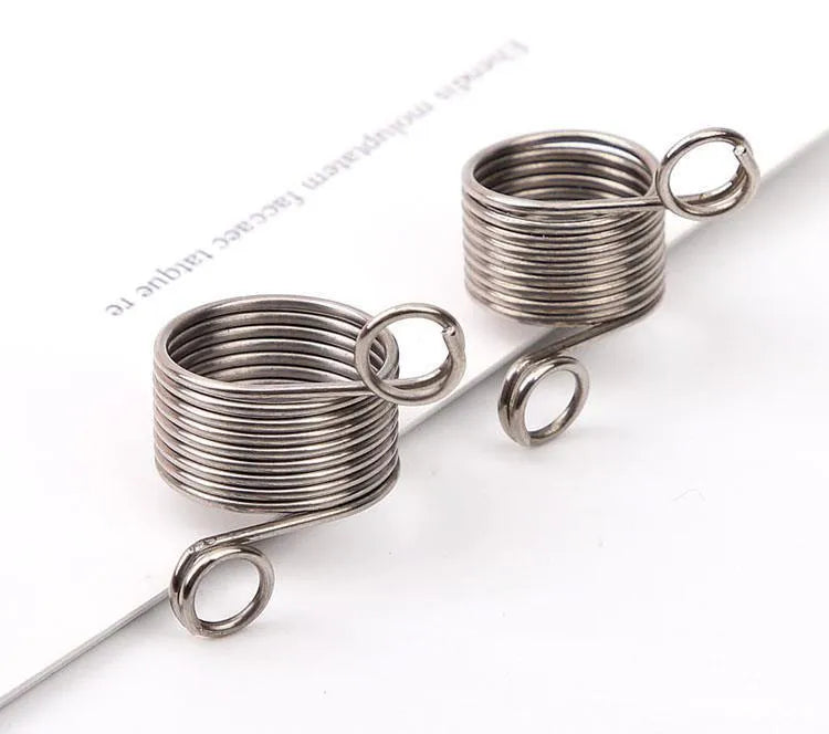 Knitting wire guide accessories large and small size lead wire for yarn thread control