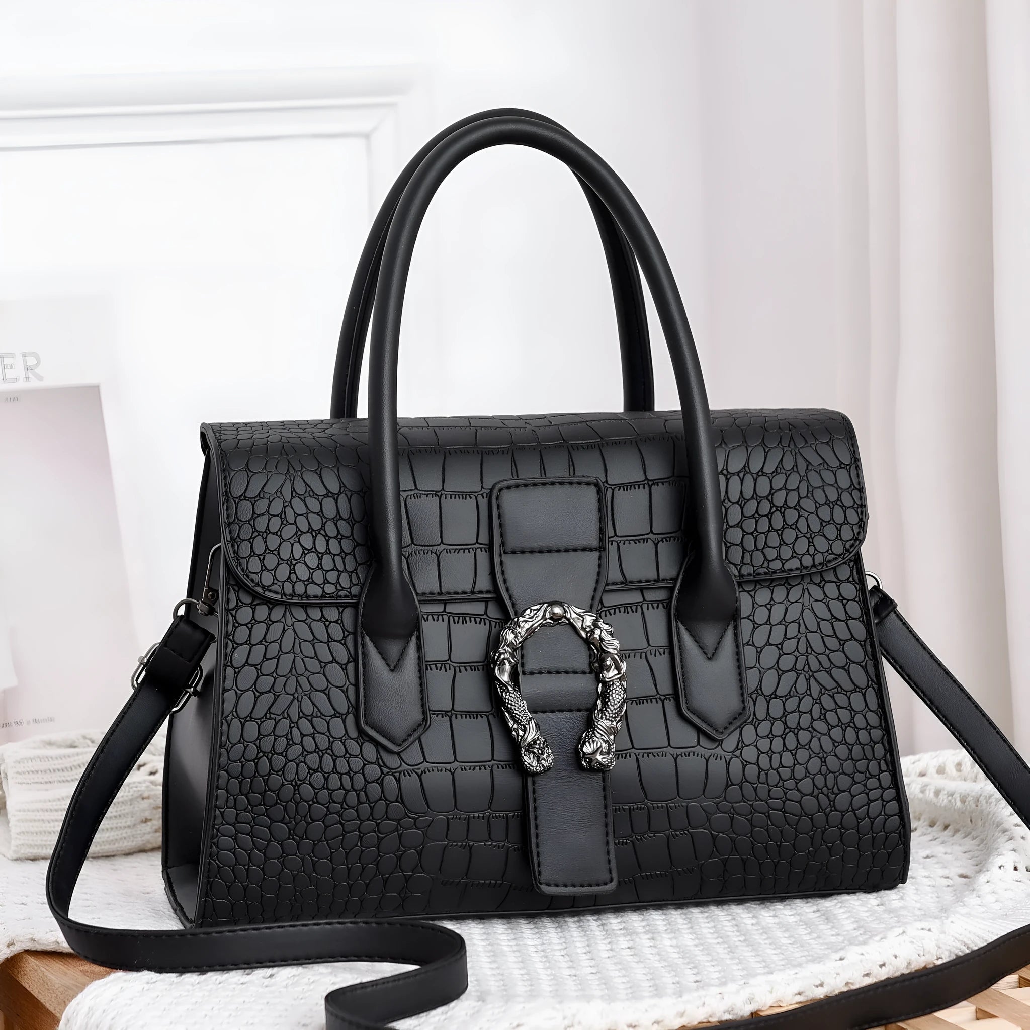 Korean fashion women's large crocodile pattern PU leather shoulder diagonal tote bag in multiple colours